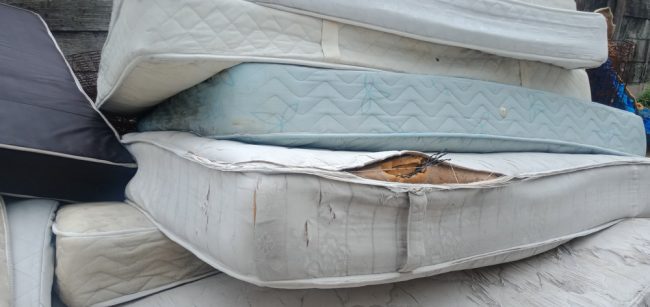 The,Old,Mattress,Is,Broken,,Waiting,To,Be,Destroyed. 4 Reasons Why Proper Rubbish Disposal Is Important